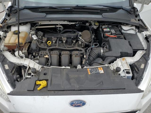 81635694-2016-ford-focus_11