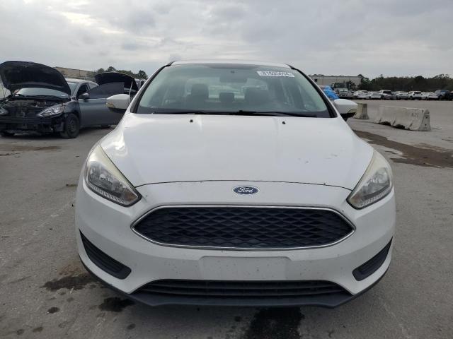 81635694-2016-ford-focus_5