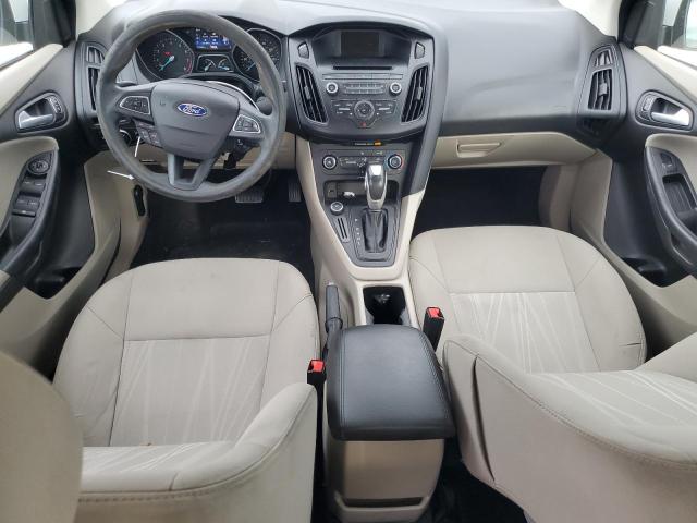81635694-2016-ford-focus_8