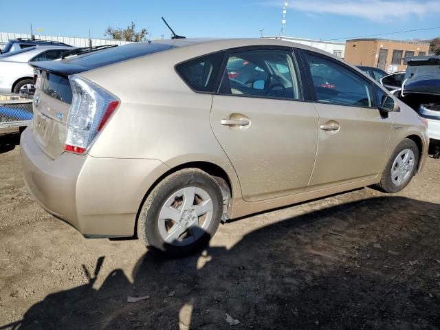 81668204-2010-toyota-prius_3