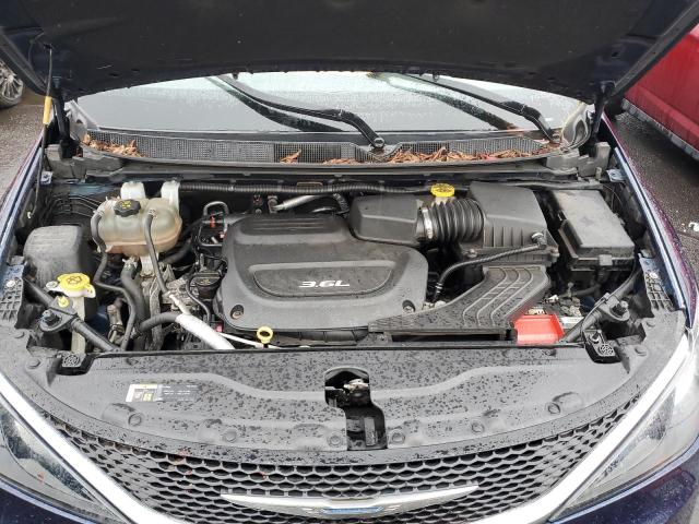 81681784-2018-chrysler-pacifica_12