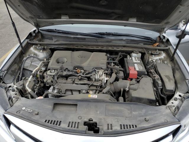 81682444-2019-toyota-camry_11