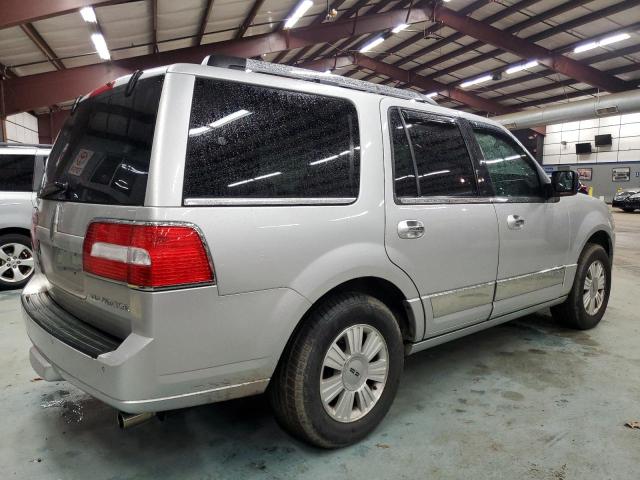 81691483-2013-lincoln-navigator_3