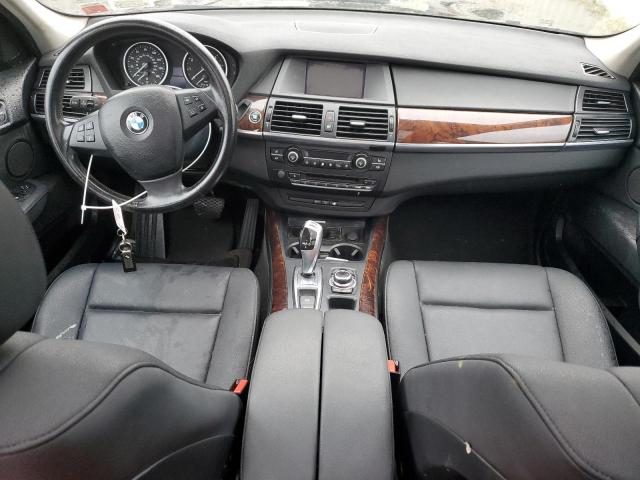 81695284-2011-bmw-x5_8