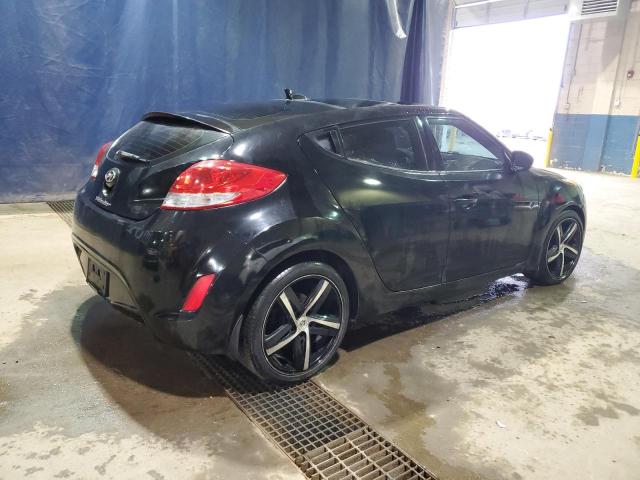 81710714-2013-hyundai-veloster_3