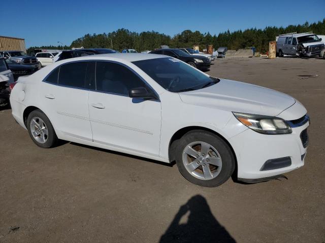 81733074-2015-chevrolet-malibu_4