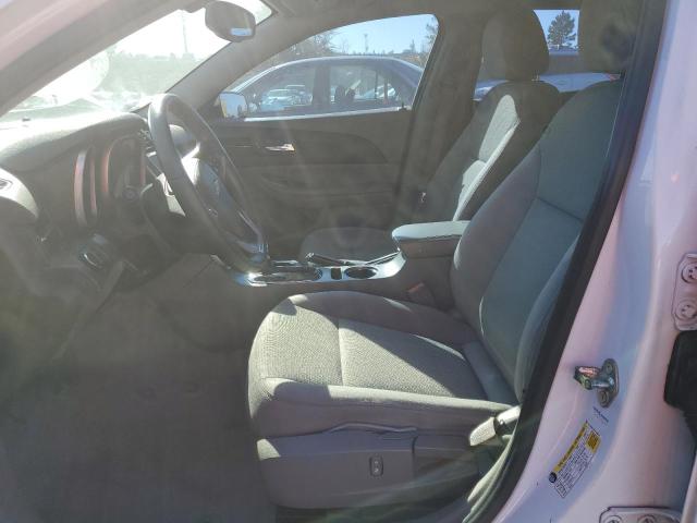 81733074-2015-chevrolet-malibu_7