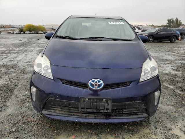 81736754-2012-toyota-prius_5