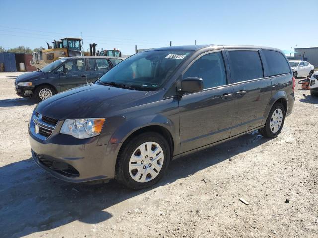 81746494-2019-dodge-caravan_1