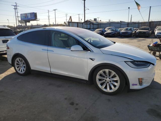 81749384-2019-tesla-model-x_4