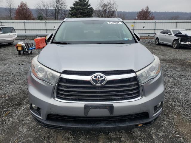 81754024-2015-toyota-highlander_5