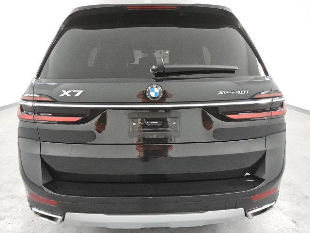 81777784-2024-bmw-x7_6