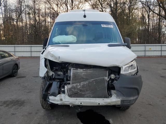 81798814-2023-mercedes-benz-sprinter_5