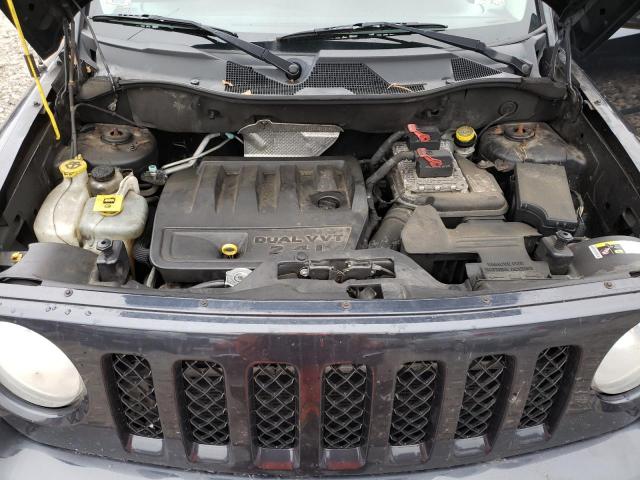 81804464-2014-jeep-patriot_12