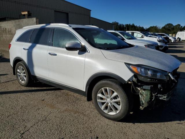 81811174-2016-kia-sorento_4