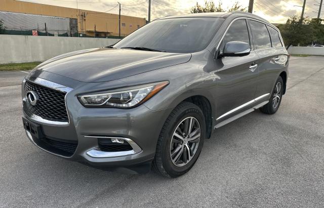 81828774-2017-infiniti-qx60_2