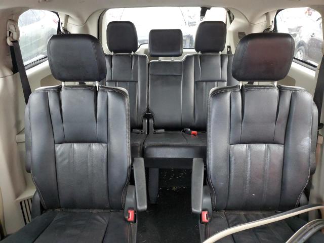 81859894-2012-chrysler-minivan_10