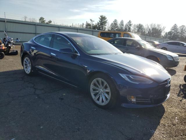 81881664-2017-tesla-model-s_4