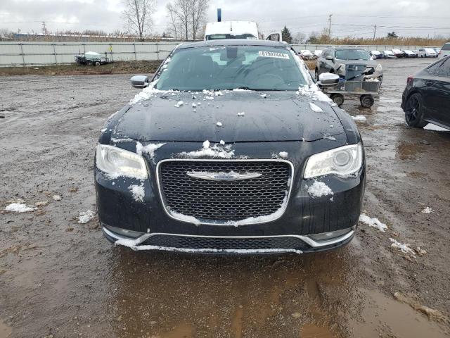 81907444-2018-chrysler-300_5