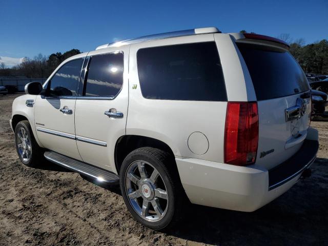 81939493-2012-cadillac-escalade_2