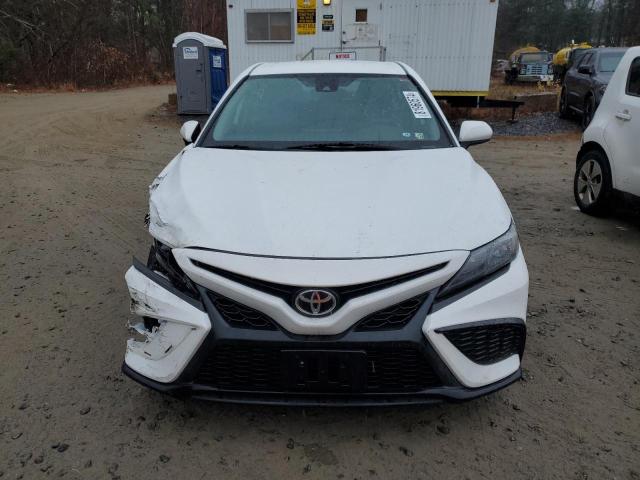 81960574-2021-toyota-camry_5