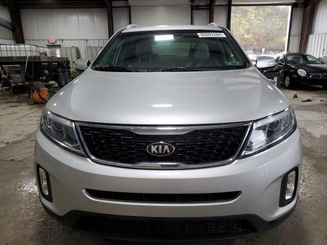 82002284-2015-kia-sorento_5