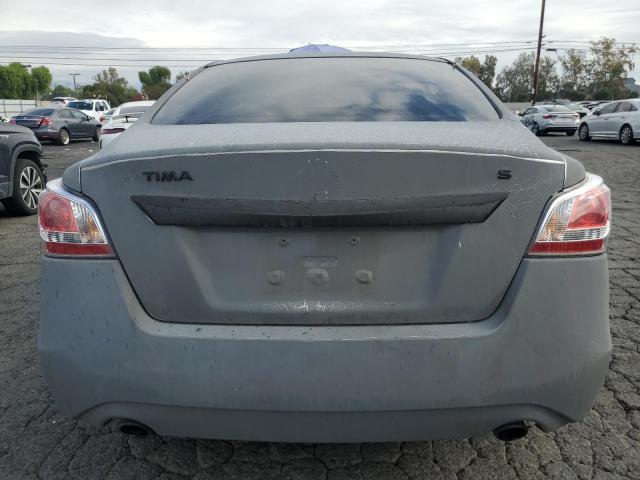 82015124-2014-nissan-altima_6