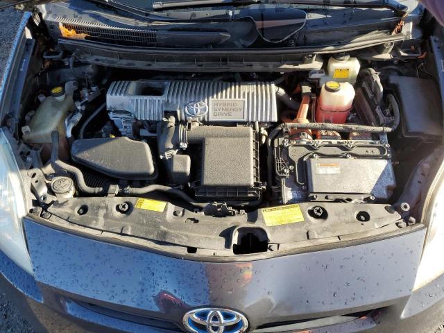 82021594-2010-toyota-prius_11