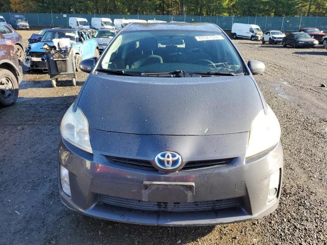 82021594-2010-toyota-prius_5