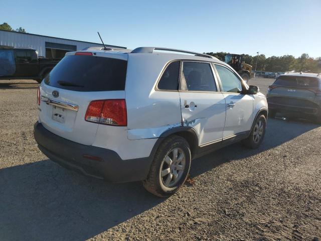 82022744-2012-kia-sorento_3