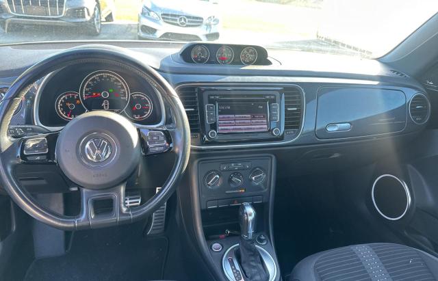 82024184-2013-volkswagen-beetle_9