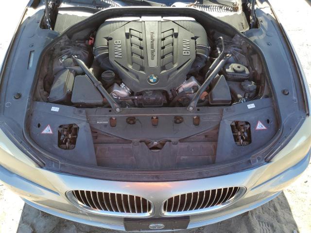 82028234-2012-bmw-7-series_11