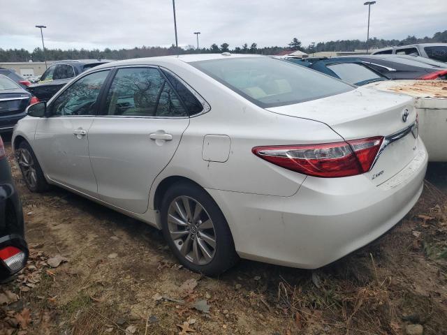 82030403-2015-toyota-camry_2