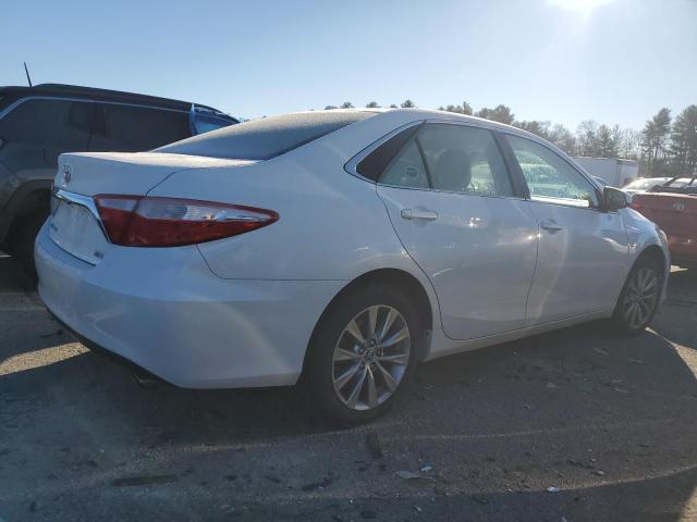 82030403-2015-toyota-camry_3