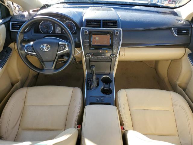 82030403-2015-toyota-camry_8