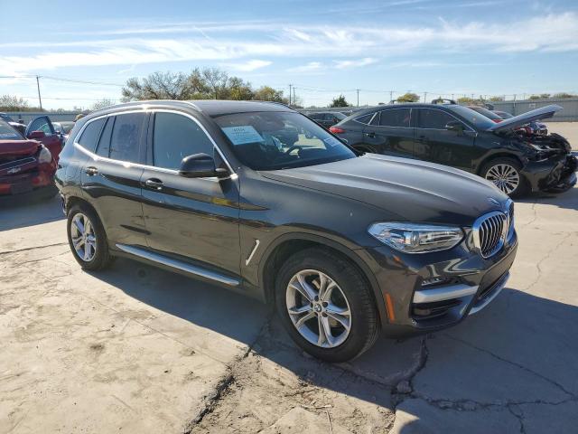 82037724-2021-bmw-x3_4