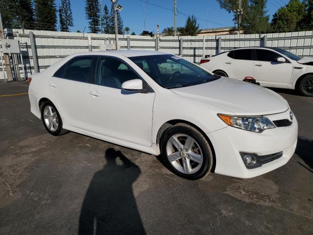 82046344-2012-toyota-camry_4