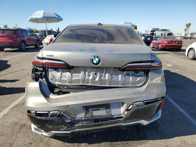 82048684-2024-bmw-7-series_6