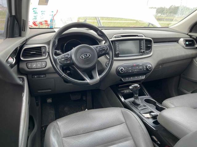 82090704-2016-kia-sorento_9