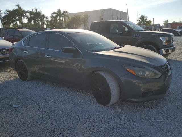 82101664-2013-nissan-altima_4