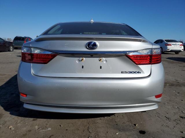 82111884-2014-lexus-es300_6