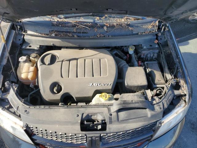 82129514-2013-dodge-journey_12