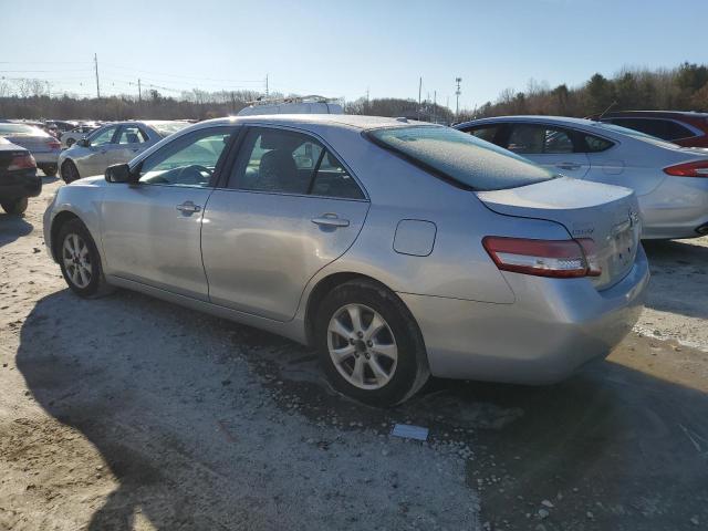 82145994-2011-toyota-camry_2