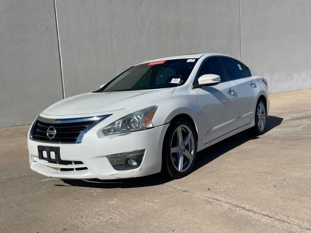 82146154-2013-nissan-altima_2