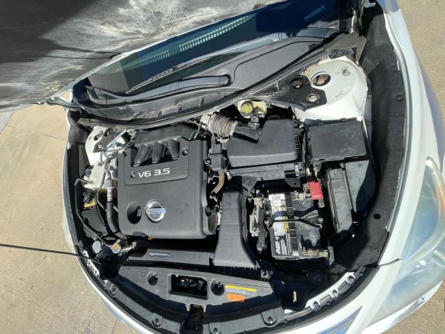 82146154-2013-nissan-altima_7