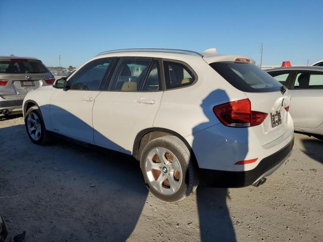 82148674-2015-bmw-x1_2