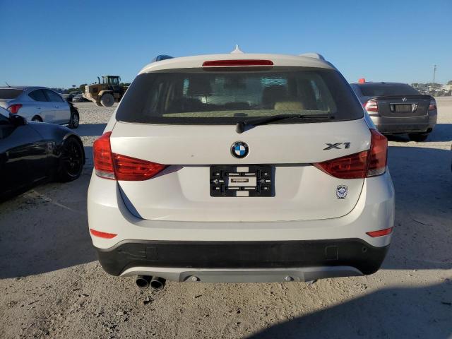 82148674-2015-bmw-x1_6