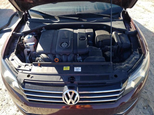 82149544-2013-volkswagen-passat_11