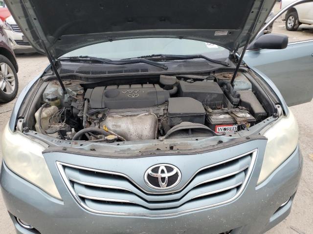 82157924-2010-toyota-camry_11