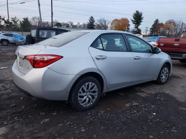 82167044-2018-toyota-corolla_3